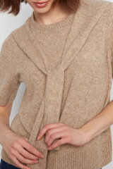 Short Sleeve Crew Neck Sweater With Combined Sleeves Detail