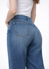 Kallie Relaxed Curve Denim Pants