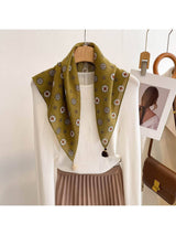 Green Geometric Flower Print Tassel Square Scarf