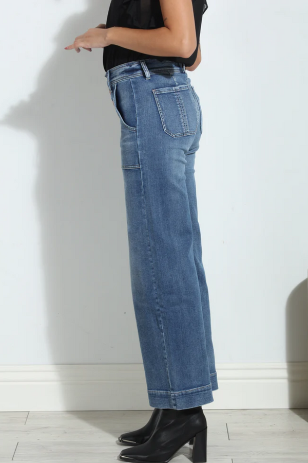 Camille Exposed Button Wide Leg Dauntless Denim